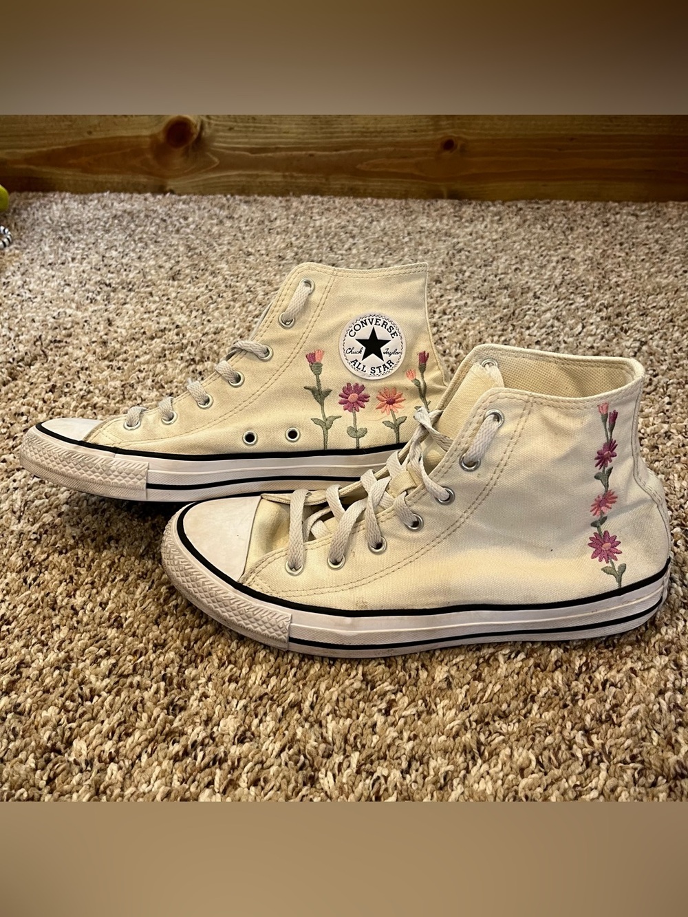 Converse Chuck Taylor All Star High Top Embroidered Floral Shoes White Floral 9